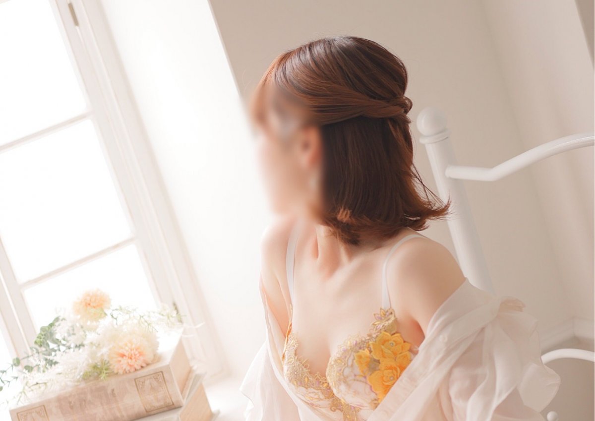 リップスティック在籍 本条 まみさん