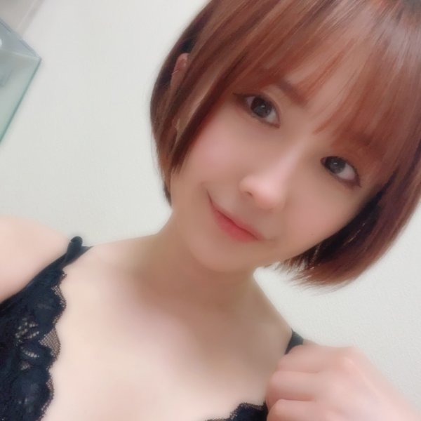 リップスティック在籍 山本 るかさん